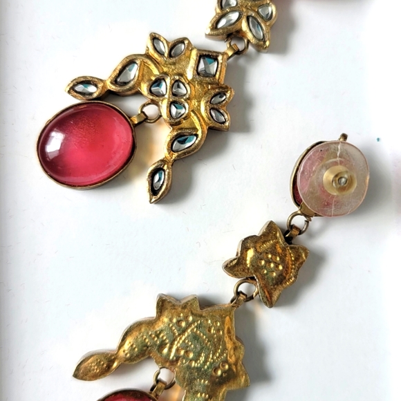 Statement costume jewelery set: necklace and earrings for peirced ears. - Picture 4 of 4